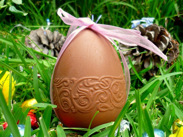 2-easter-traditions-france