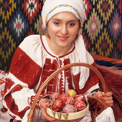 romanian-easter-traditions-painted-eggs3